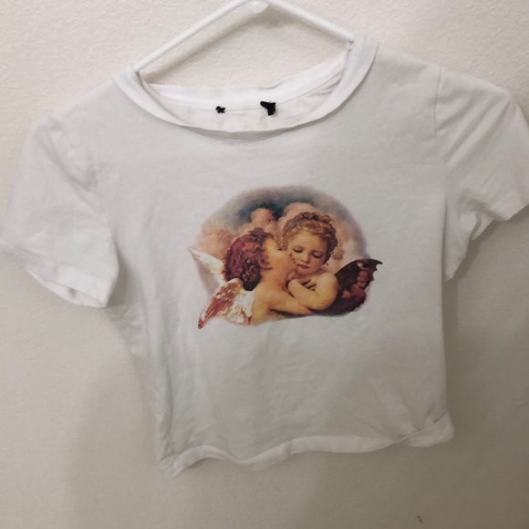 Forever 21 Tops - Forever 21 kissing angels graphic crop top